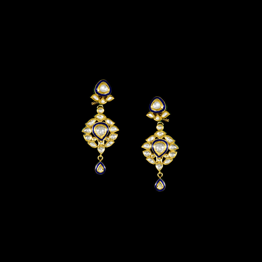 Elegant single-line necklace with matching earrings, featuring a delicate pendant, blue enameled detailing, and sparkling diamond Polki. A perfect fusion of tradition and style for graceful, standout occasions.(KMNE3466) + (kme2332)