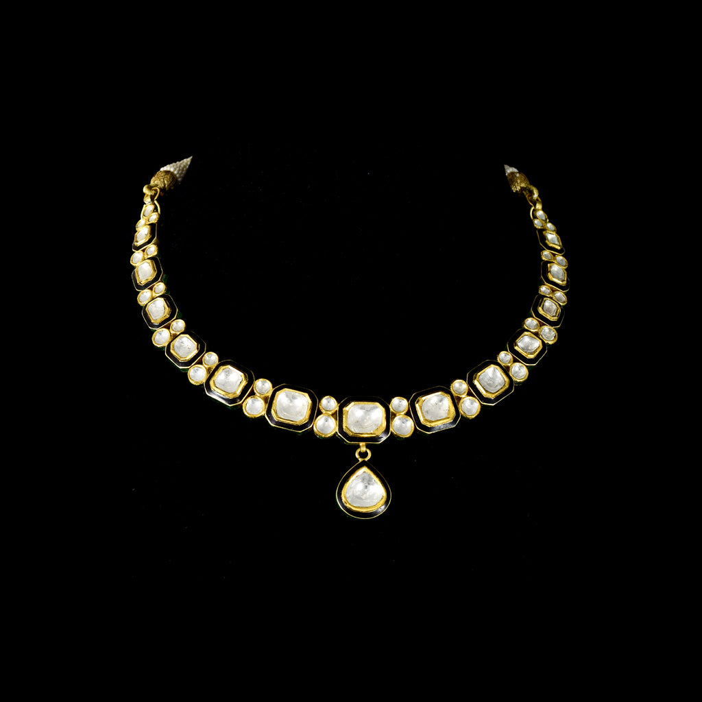 *"Elegant  necklace set—perfect for any occasion. Timeless design, high-quality craftsmanship. Versatile, necklace, and ideal for gifting. Elevate your style effortlessly. ✨ Shop now!"* (KMNE3540)