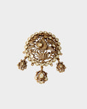 A diamond polki and round brilliant diamond pendant in an open setting that enhances brilliance. Finished with antique gold polish and paired with a delicate gold chain, it reflects timeless craftsmanship and understated elegance. (KMPE1320)