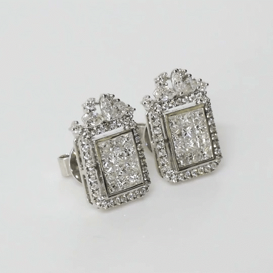 A beautifully crafted tops pair featuring round and princess-cut diamonds, showcasing exquisite sparkle, graceful design, and timeless elegance. (PGDE0400)