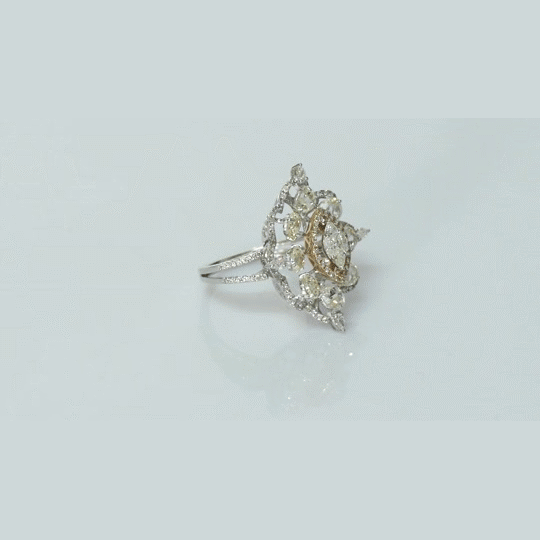 A graceful blend of rose-cut and round diamonds, crafted into a stunning ring with classic beauty and charm.(PGDR0522)