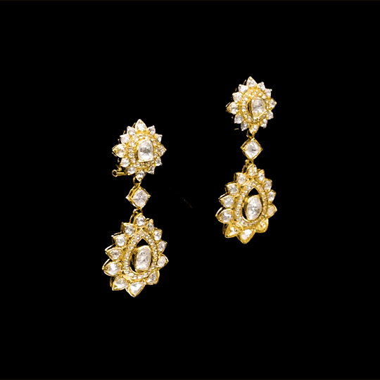 Earring pair with uncut diamond and diamond chakri in 18k gold. - KME2179